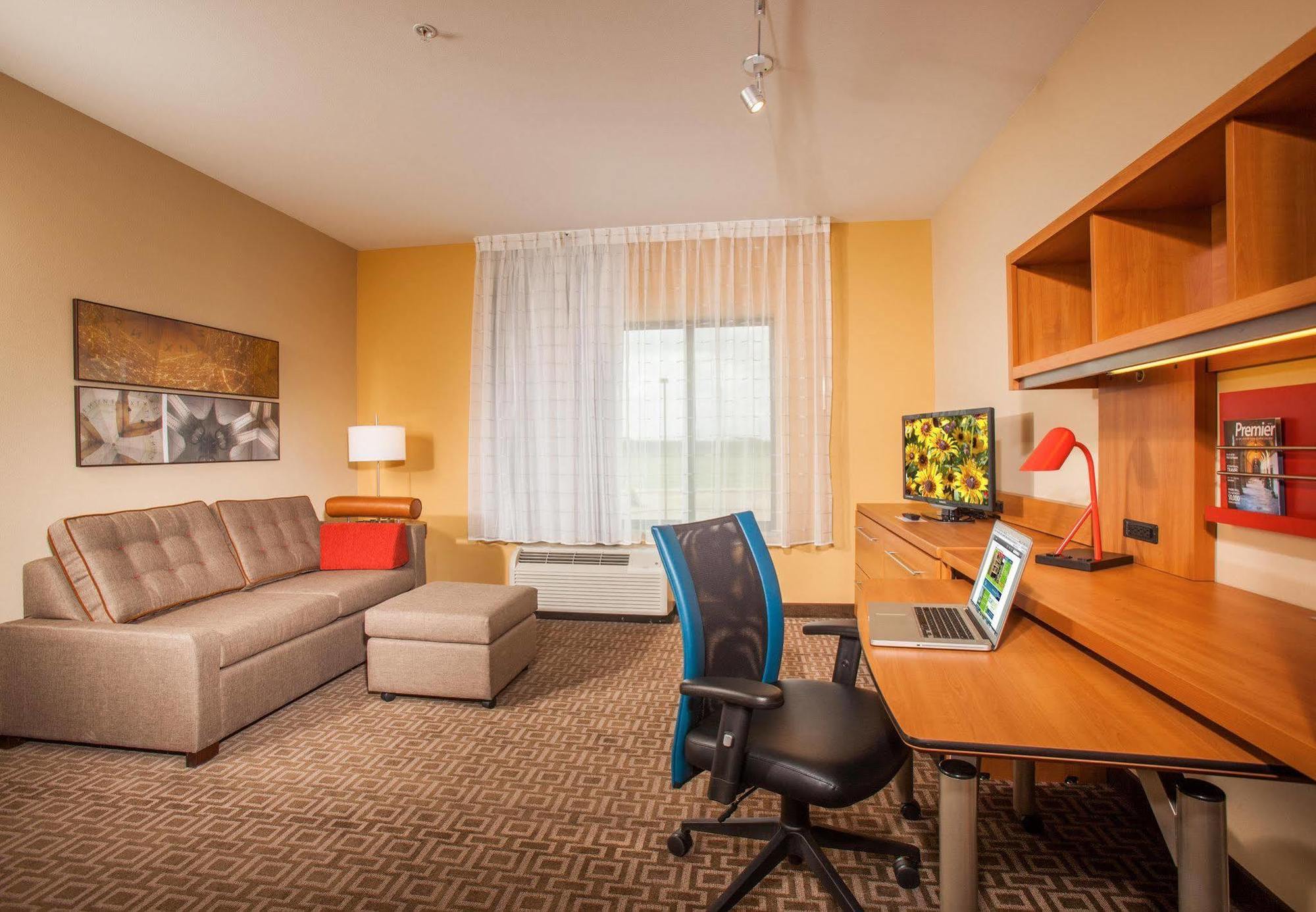 Towneplace Suites By Marriott Cheyenne Southwest/Downtown Area Exteriör bild